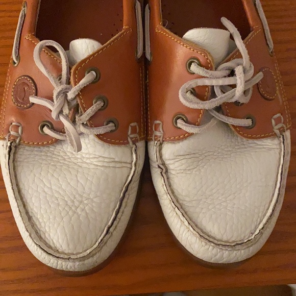 Dooney and Bourke Beautiful vintage pebbles leather loafers - size 8.5 - Picture 2 of 10